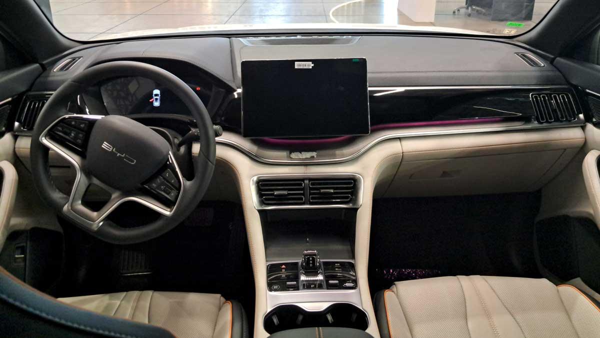 نگاهی به ویژگی‌های بی وای دی سانگ پلاس بی ام کارز