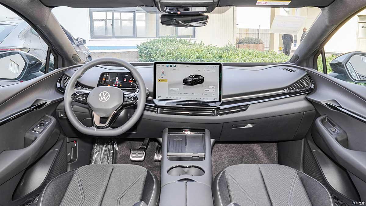 فولکس واگن ID یونیکس وارداتی ماموت پلاک گذر موقت دریافت کرد