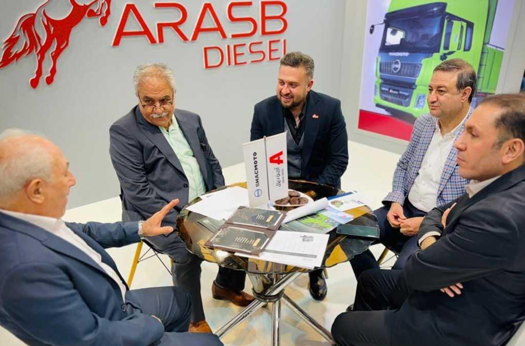 حضور آراسب دیزل در نمایشگاه صنعت بتن اردبیل با کامیون‌های شکموتو