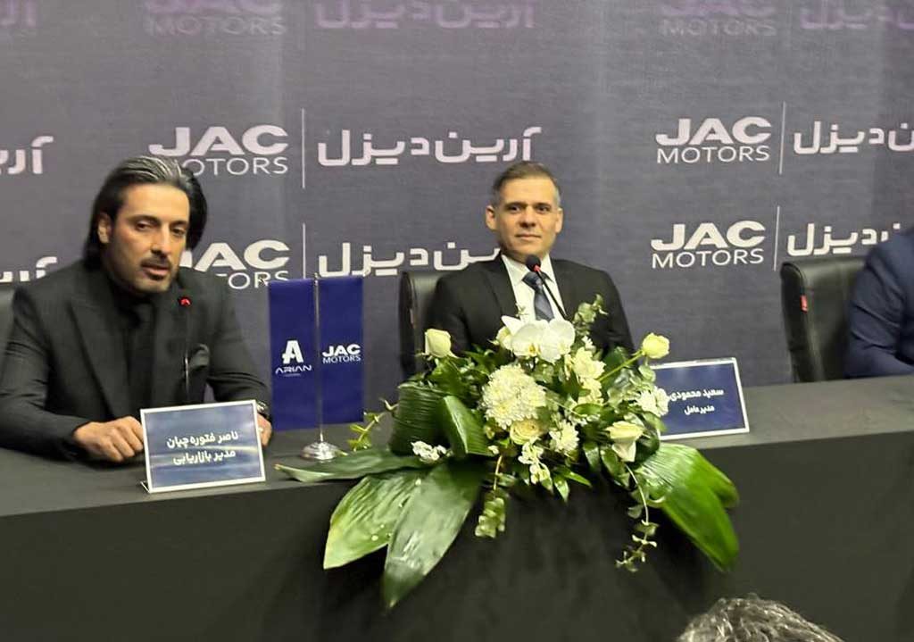 کامیونت اتوماتیک 12 تن جک در راه بازار کشور