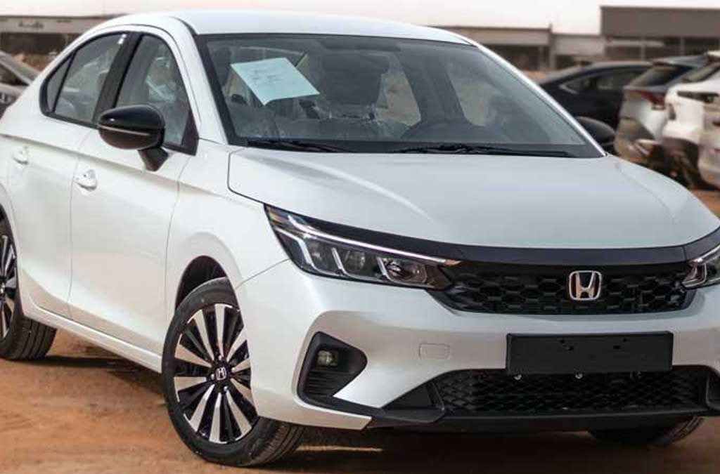 ممانعت پلیس راهور از شماره‌گذاری خودروهای وارداتی به خاطر دریافت عوارض