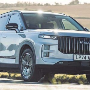 بررسی لوکانو ال7 در انگلستان؛ Jaecoo 7 به اروپا رسید
