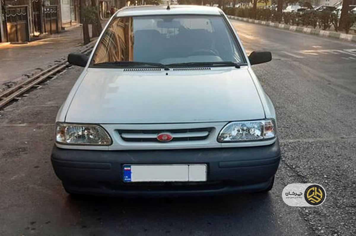 پراید در مقابل لامبورگینی