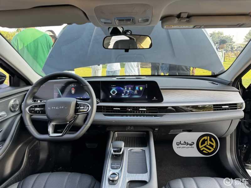 چری 2025 Fulwin A8: معرفی خودروی هیبریدی با برد 1400 کیلومتر و قیمت پایه 11,100 دلار