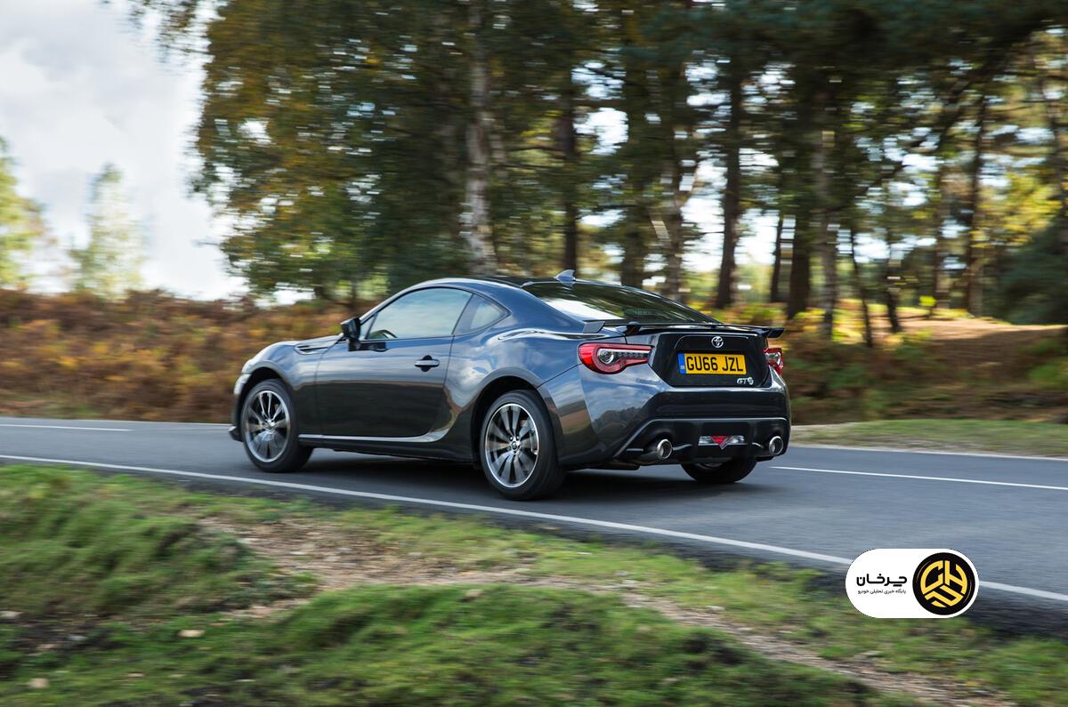 تویوتا GT86