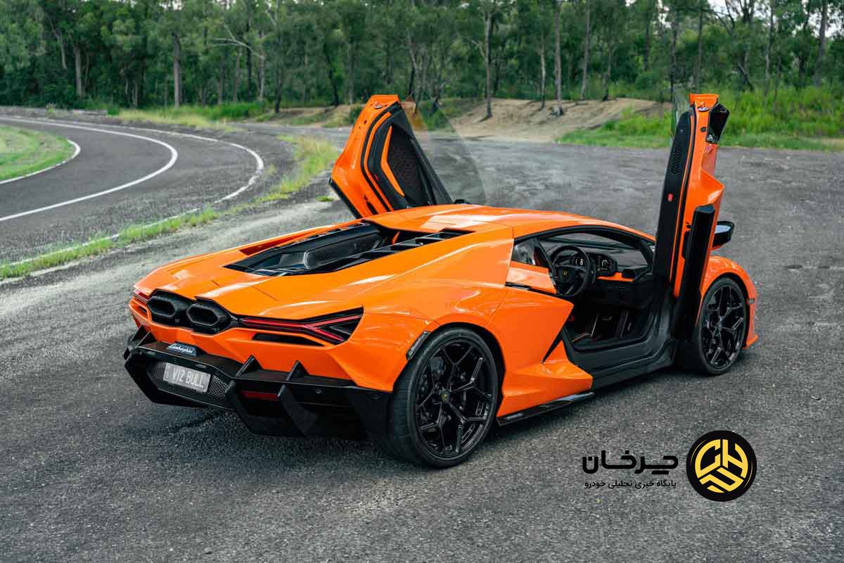 لامبورگینی Revuelto