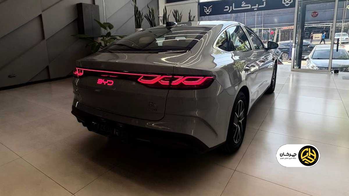 بی وای دی چین L