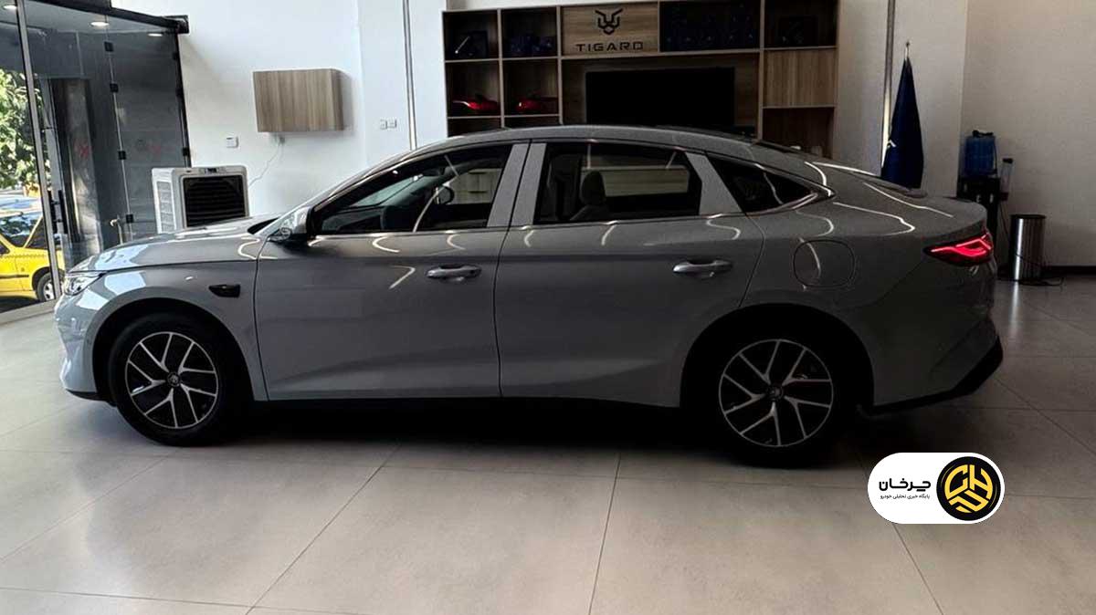 بی وای دی چین L