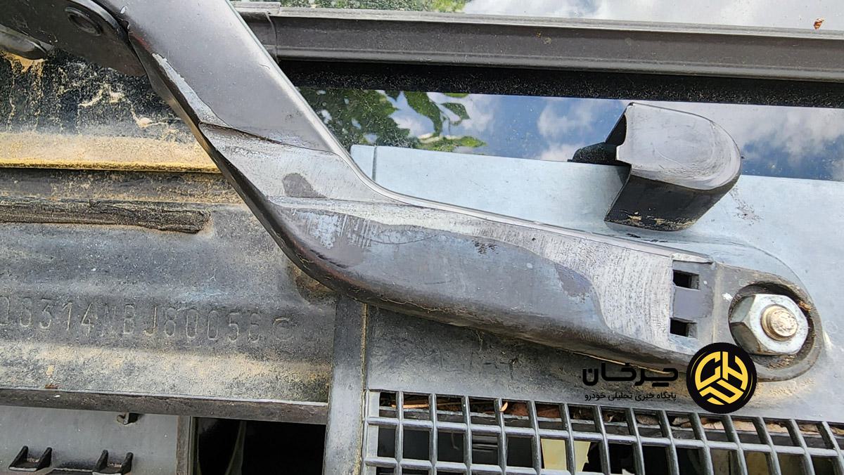 تعویض بازو برف‌پاک‌کن خودرو