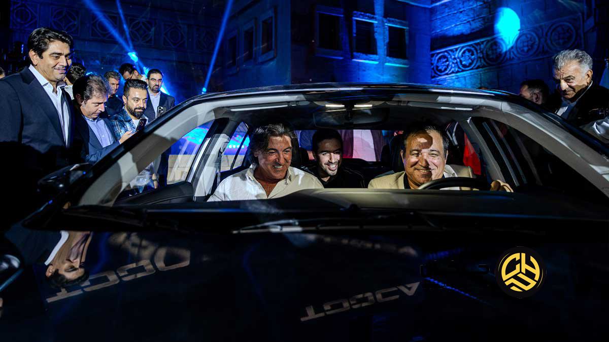 رونمایی آرتابان از خودروهای توکا و آرتان با حضور ستارگان استقلال