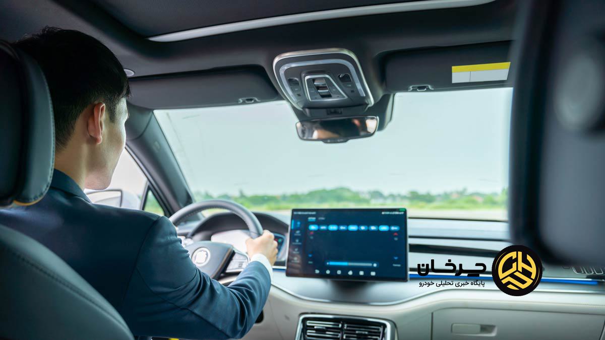 رانندگی با خودرو برقی