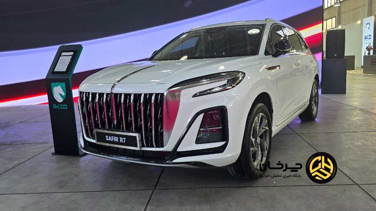 غرفه ایران خودرو در نمایشگاه تبریز 