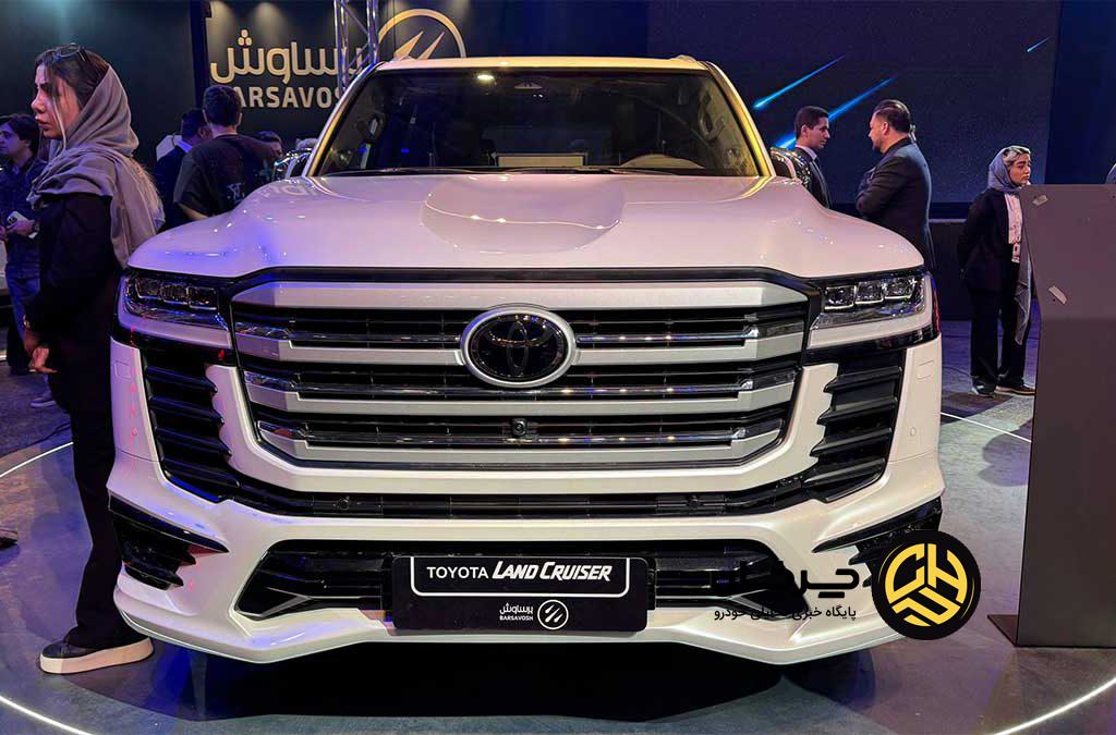 تویوتا لندکروزر برساوش