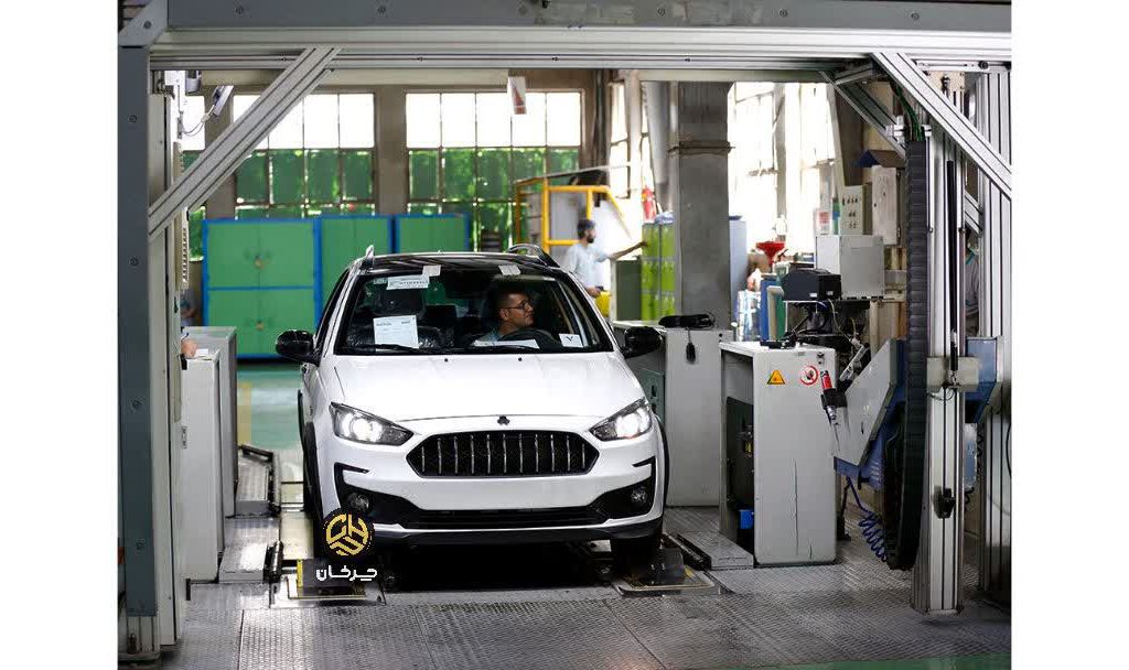 تصاویری از خط تولید سایپا اطلس را ببینید