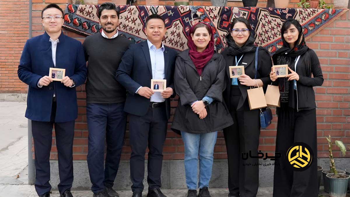 بازدید لوکانو از مدرسه صبح رویش