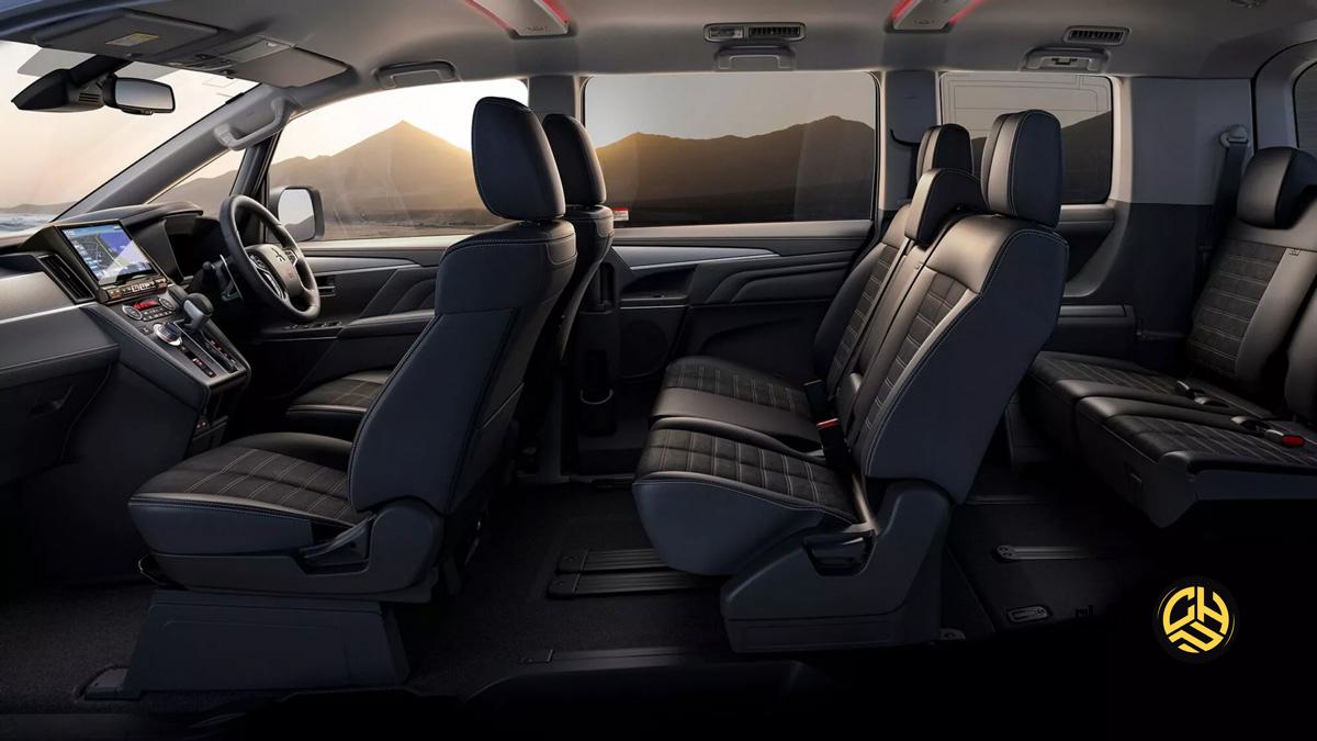 میتسوبیشی دلیکا D:5