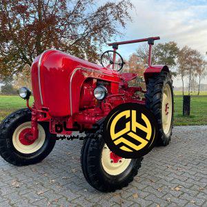 پورشه‌ای که احتمالا هرگز ندیده‌اید: تراکتوری با پیشرانه سه سیلندر!