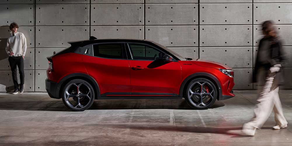 بازگشت آلفا رومئو به ایران با «جونیور»؛ گواهی تأیید نوع صادر شد