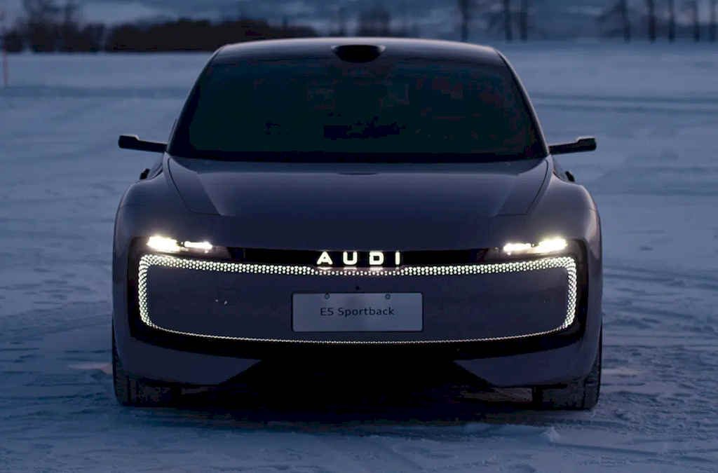 آئودی E5 اسپرت‌بک