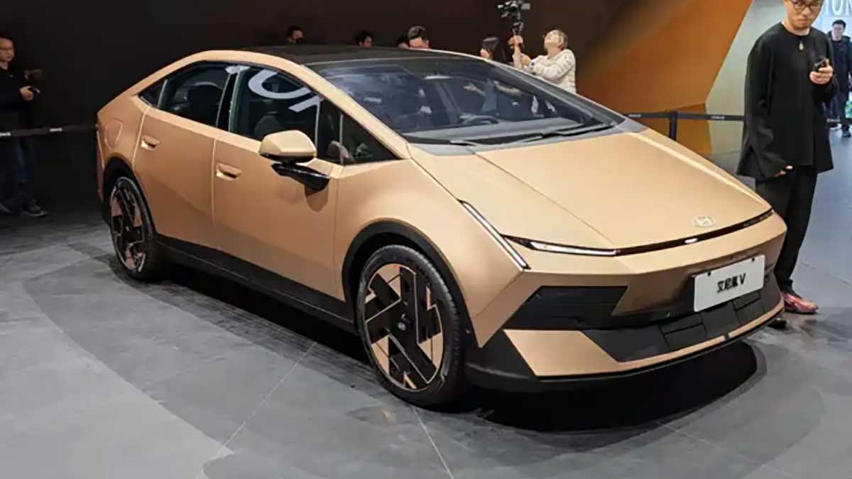 هیوندای آیونیک V