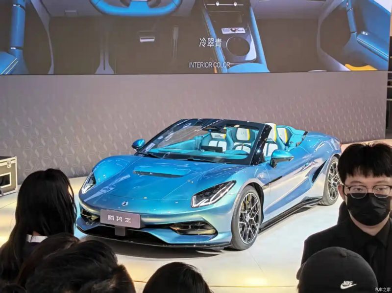 رونمایی از Denza Z Convertible در نمایشگاه پکن ۲۰۲۶؛ سوپراسپرت برقی BYD ابتدا در اروپا عرضه می‌شود