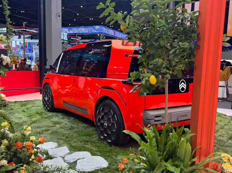 کانسپت برقی Dongfeng Citroën ELO معرفی شد؛ MPV جمع‌وجور با کابین ماژولار و طراحی آینده‌نگر