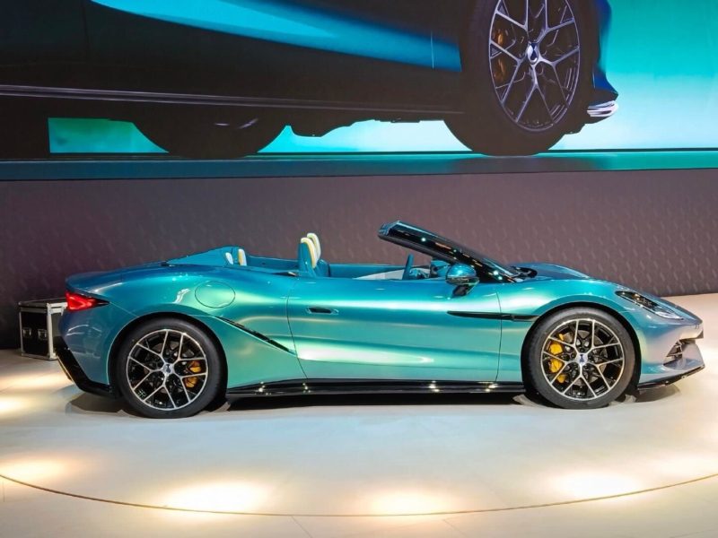 رونمایی از Denza Z Convertible در نمایشگاه پکن ۲۰۲۶؛ سوپراسپرت برقی BYD ابتدا در اروپا عرضه می‌شود