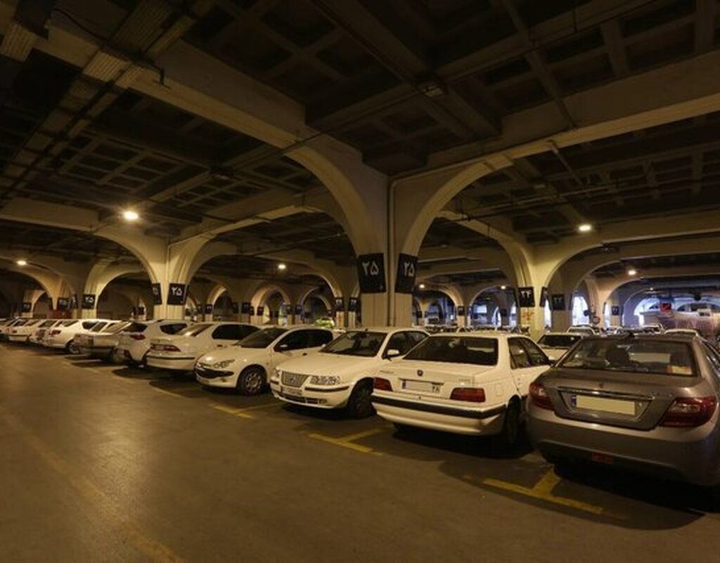 پارکینگ‑پناهگاه تهران