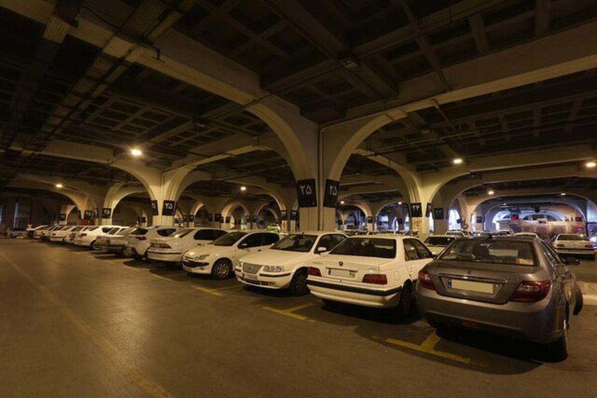 پارکینگ‑پناهگاه تهران