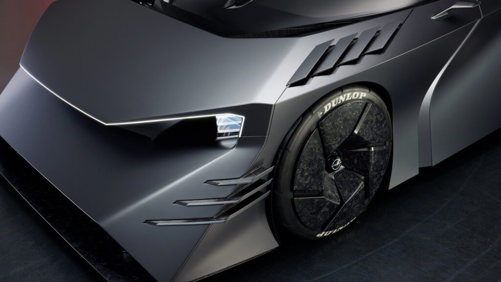 نیسان GT-R جدید: قدرت هیبریدی به جای برق کامل نیسان GT-R جدید: قدرت هیبریدی به جای برق کامل