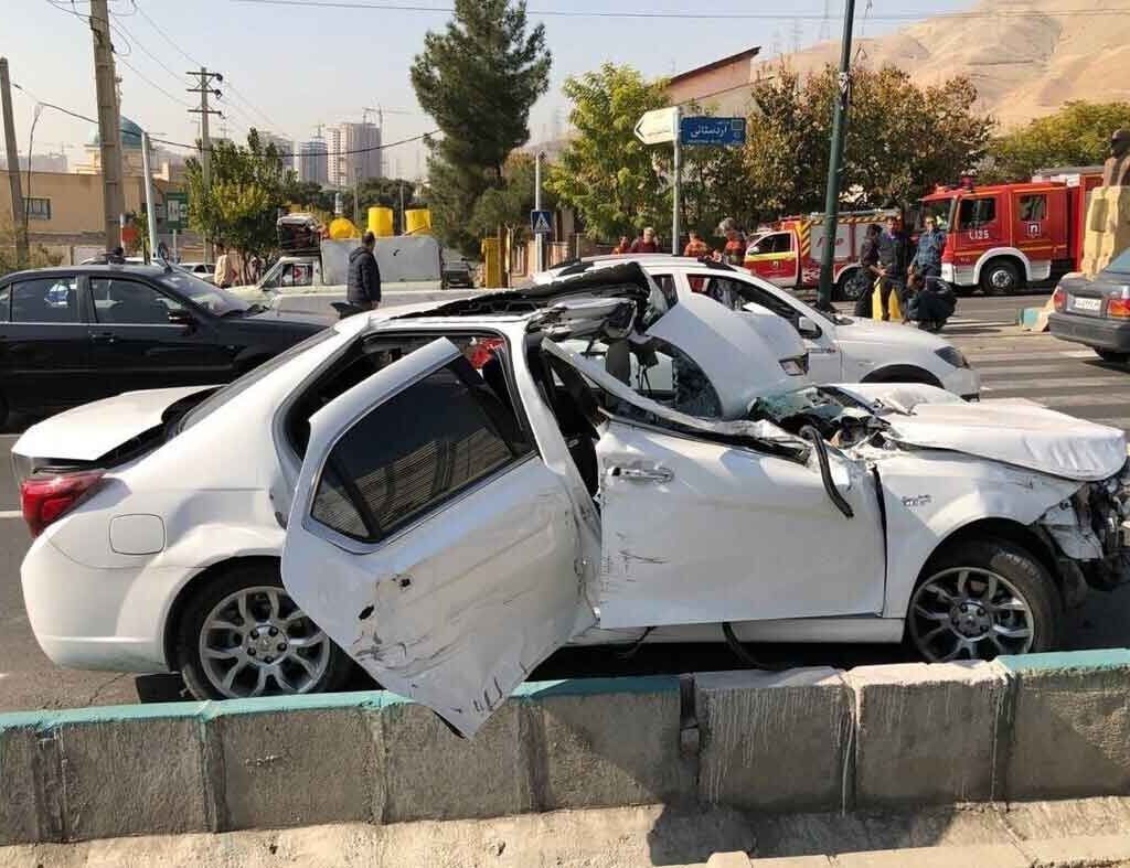 تصادف دنا پلاس