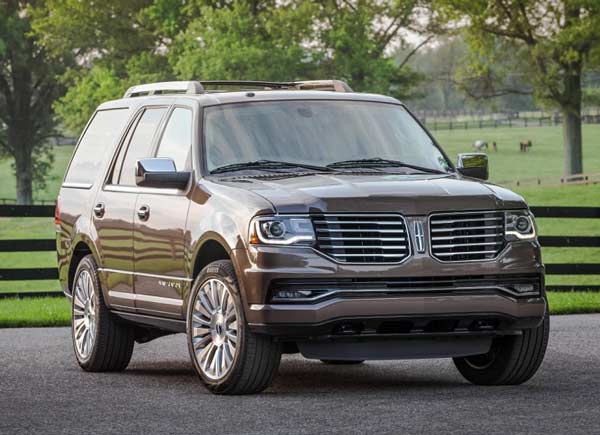 The Lincoln Navigator has been named one of The Car Book’s 2015 Best Bets – the only large premium utility to achieve this honor.