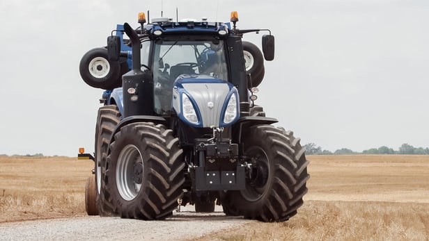 concept-autonomous-tractor-17