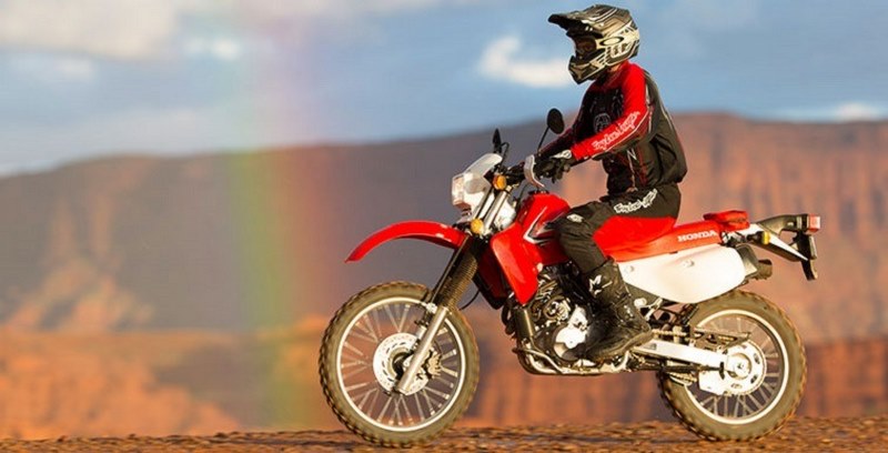 12 موتورسیکلت پر سرعت صحرایی