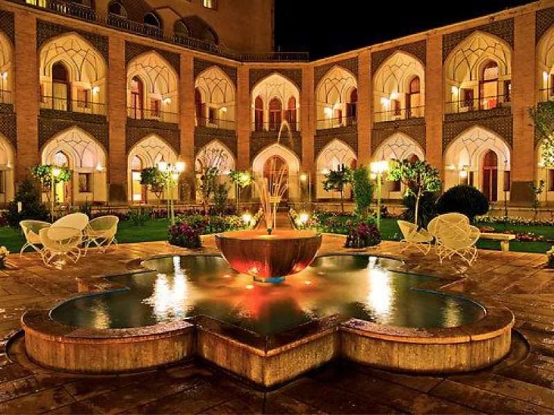 آشنایی با هتل‌ های معروف اصفهان