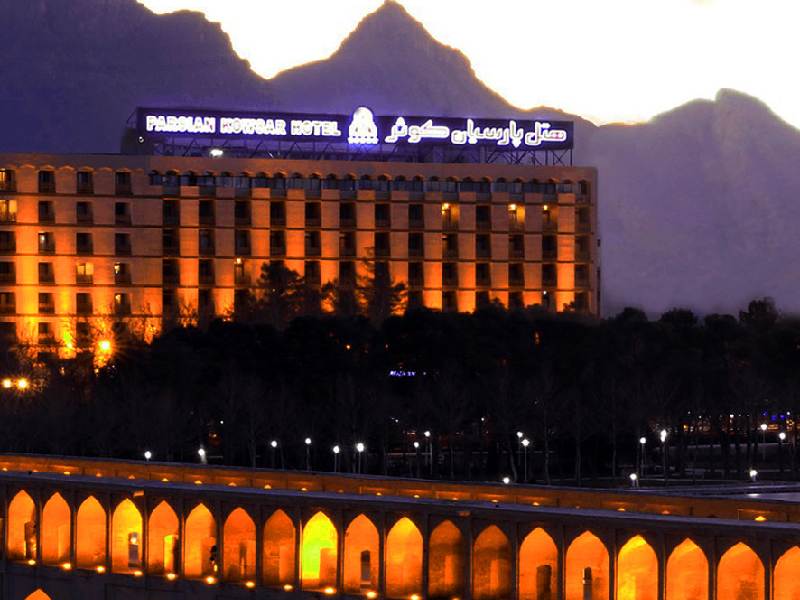 آشنایی با هتل‌ های معروف اصفهان