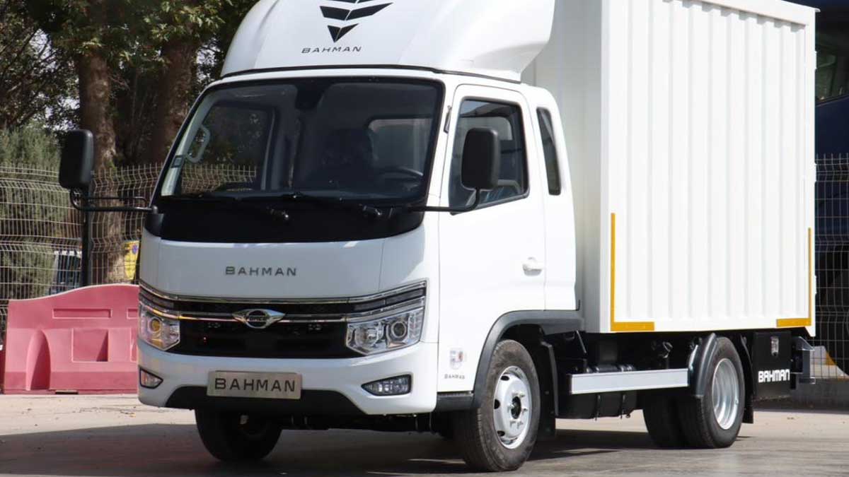 حضور گروه بهمن در پایانه بار نسیم‌شهر با نمایش و فروش محصولات تجاری