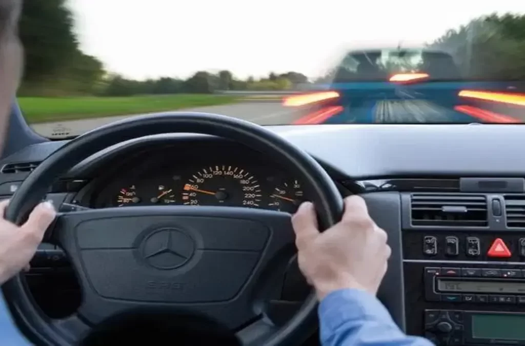 ترمز اضطراری مانور