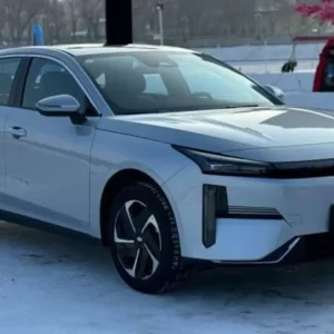 انتشار تصاویر رسمی جیلی گلکسی L6 EM-i با سیستم Thor PHEV
