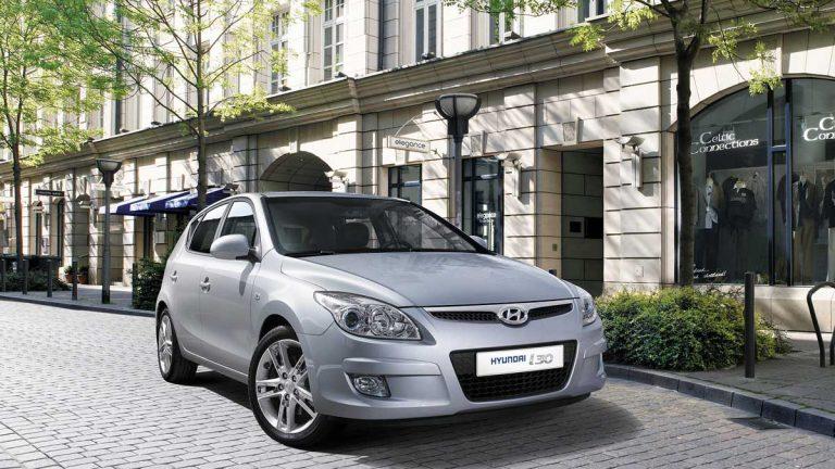 آیا هیوندای i30 هنوز هم ارزش خرید دارد؟ نگاهی به هاچبک کرهای بازار ایران بررسی هیوندای i30