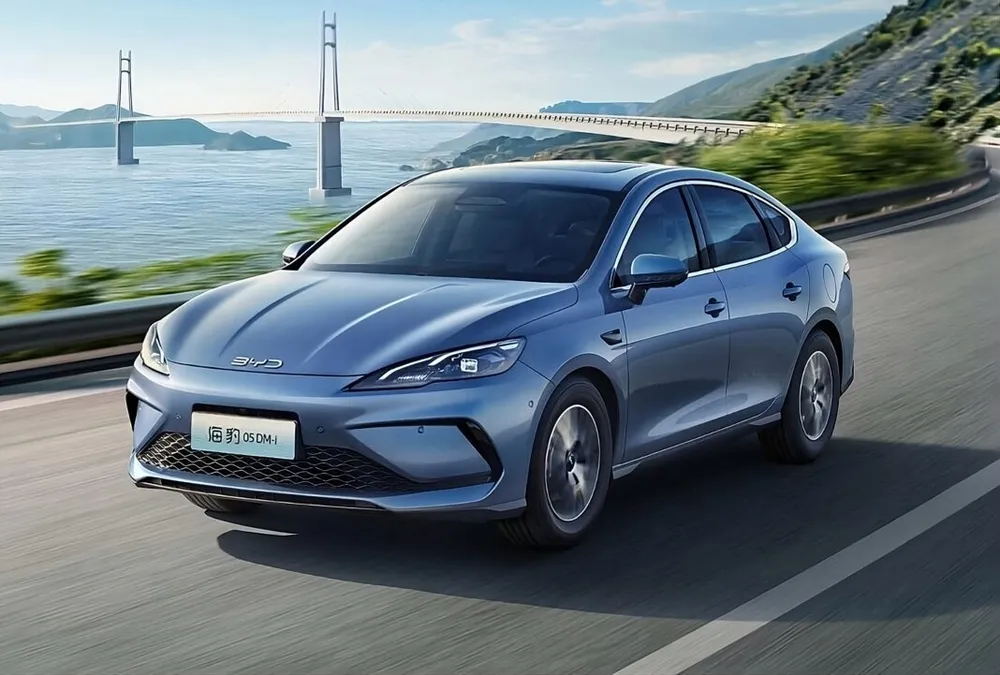 خودروی پلاگین هیبریدی BYD Seal 05 DM-i معرفی شد