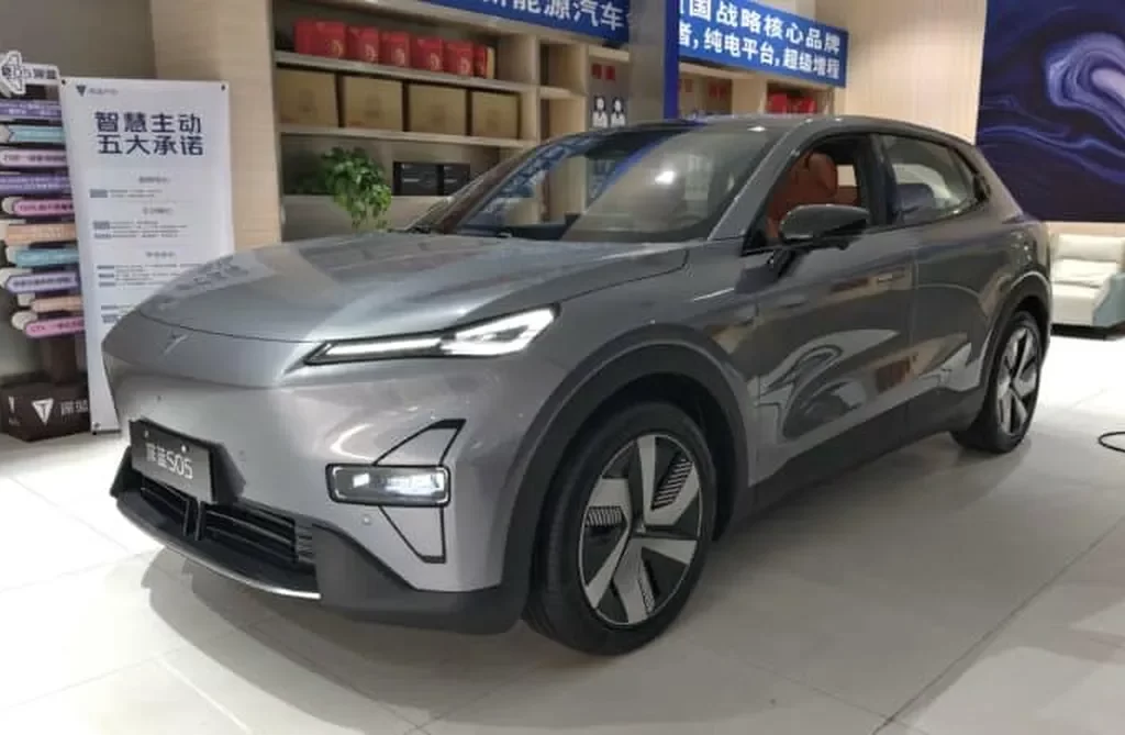 دیپال S05، شاسی‌بلند الکتریکی که بازار را شگفت‌زده کرد