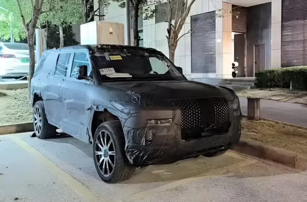 بی‌وای‌دی یانگ‌وانگ U8L