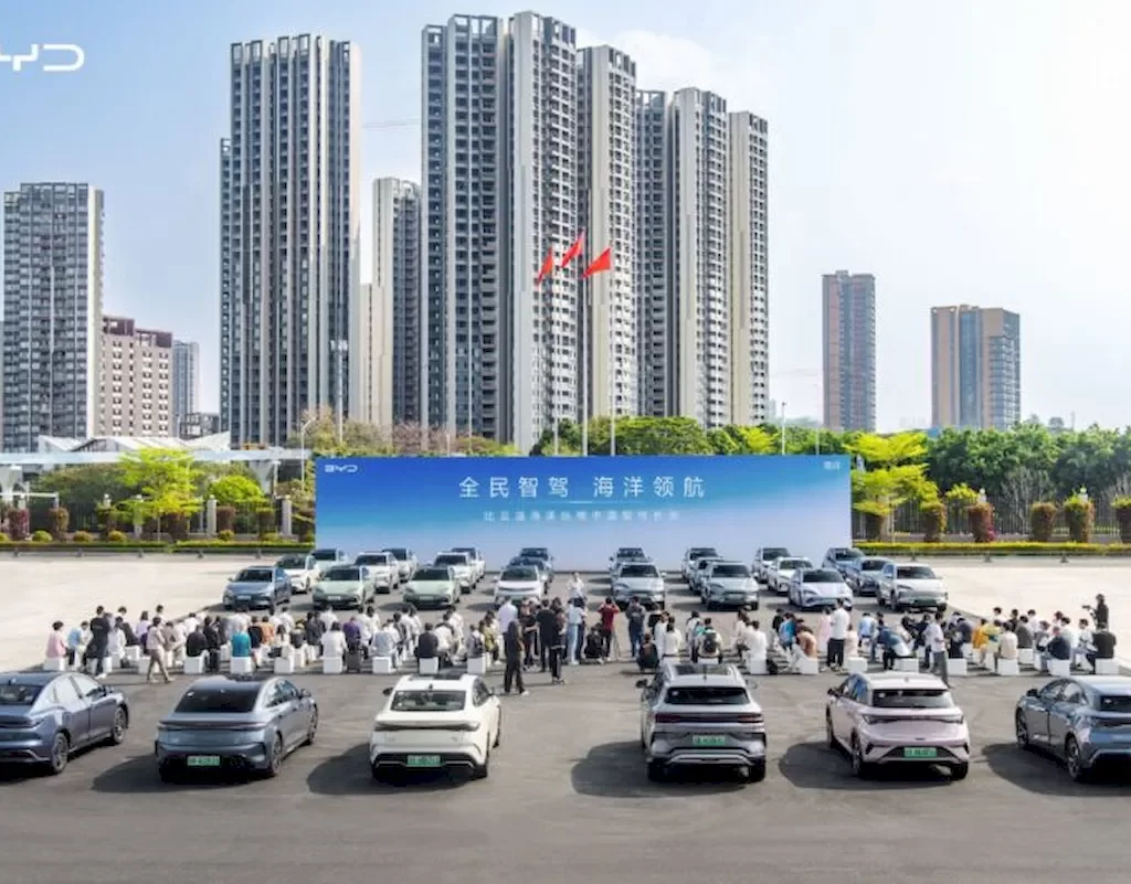 رکوردشکنی BYD در سه‌ماهه اول 2025: فروش نزدیک به یک میلیون خودرو