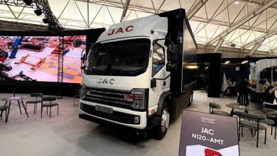 حضور آرین دیزل در نمایشگاه شیراز با کامیونت 12 تن جک و معرفی طرح امداد جاده‌ای منبع سایت چرخان