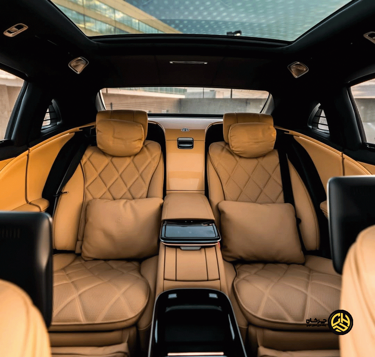 ملاقات با نسخه ویژه مرسدس میباخ S680؛ خیرهکننده و باشکوه میباخ S680