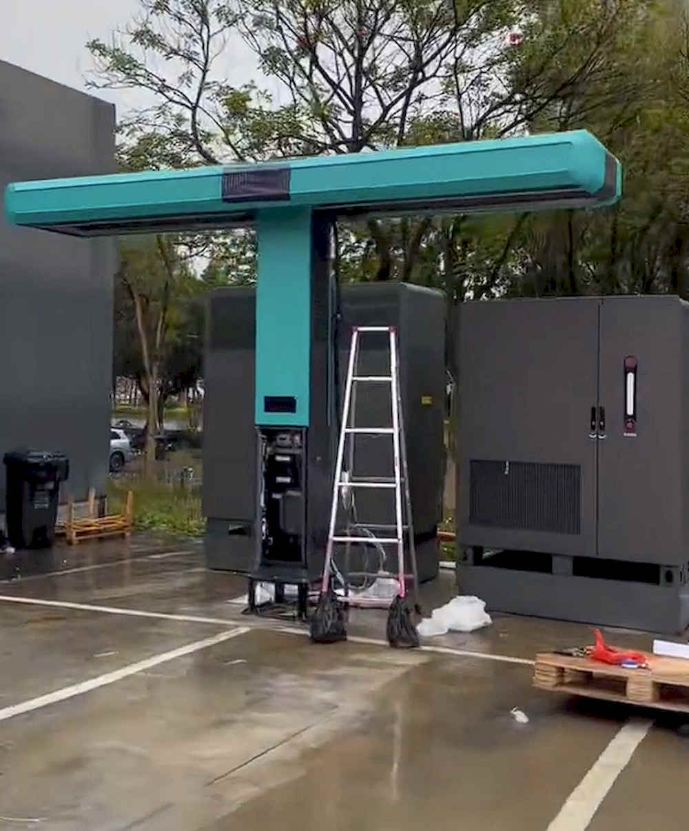 شارژ مگاواتی BYD