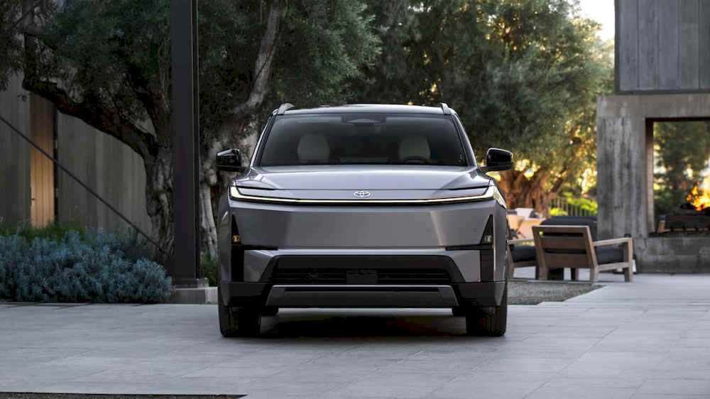 تویوتا هایلندر 2027