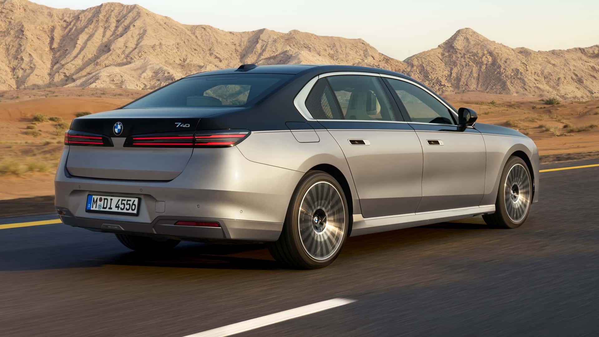 نگاهی به BMW سری 7 مدل 2027؛ لوکسترین در دنیا