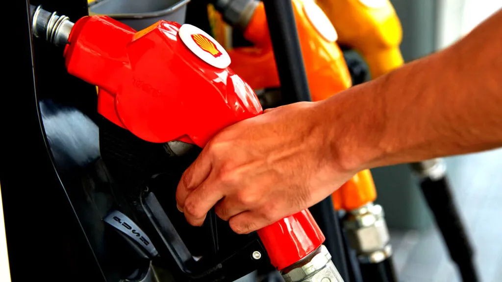 قیمت بنزین در آمریکا